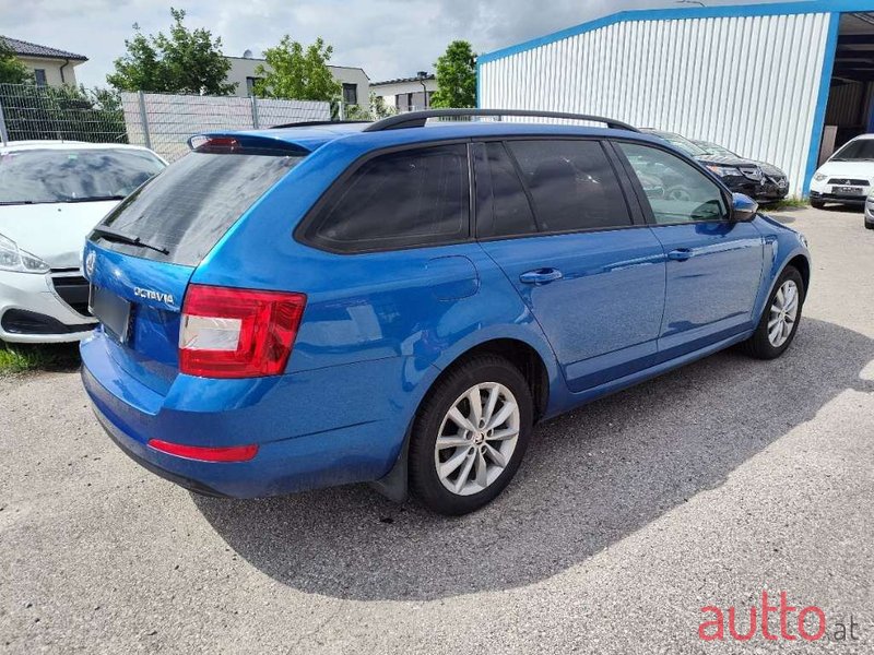 2014' Skoda Octavia photo #6