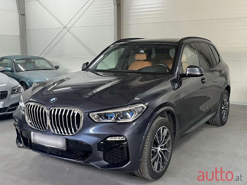 2020' BMW X5 photo #1