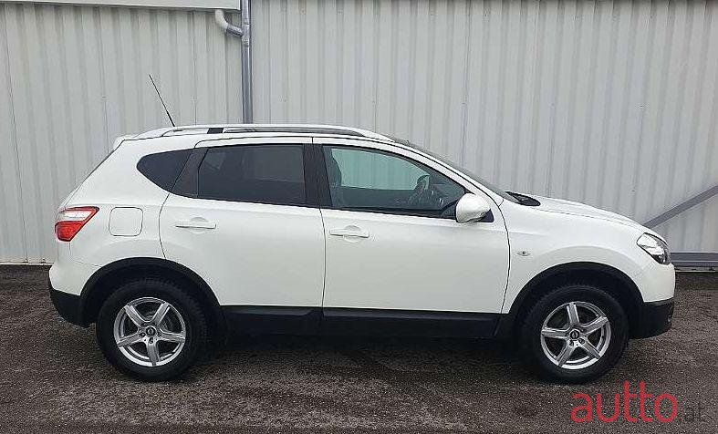 2011' Nissan Qashqai photo #1