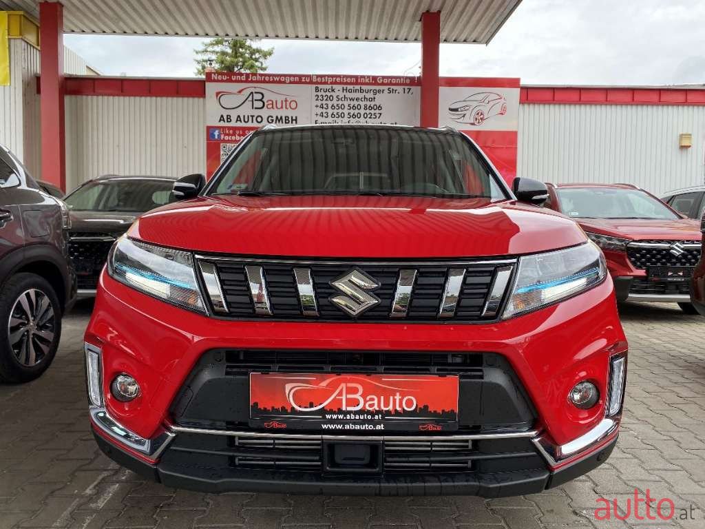 2021' Suzuki Vitara photo #2