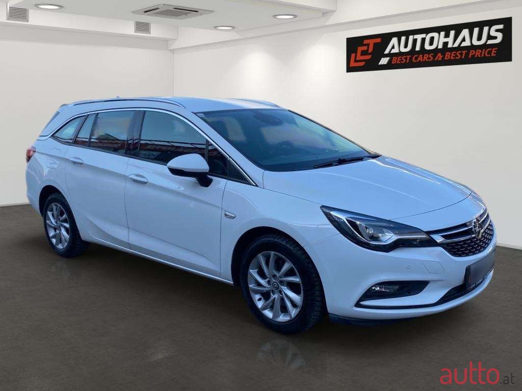 2019' Opel Astra photo #5