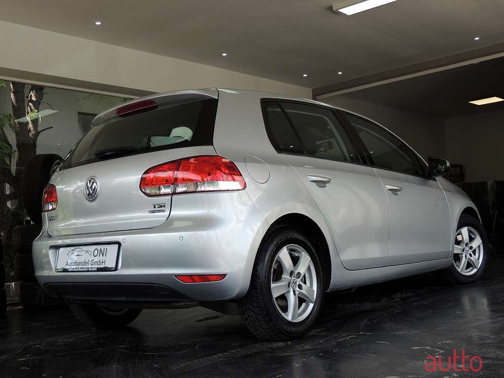 2012' Volkswagen Golf photo #5