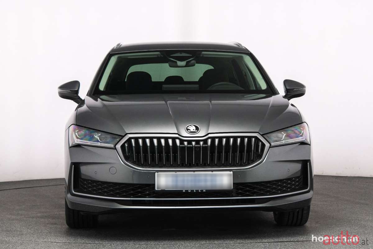 2024' Skoda Superb photo #1