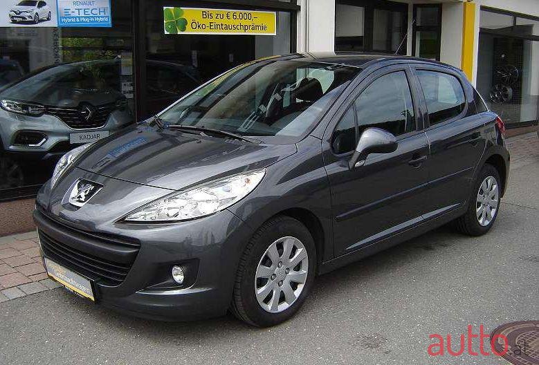 2010' Peugeot 207 photo #1