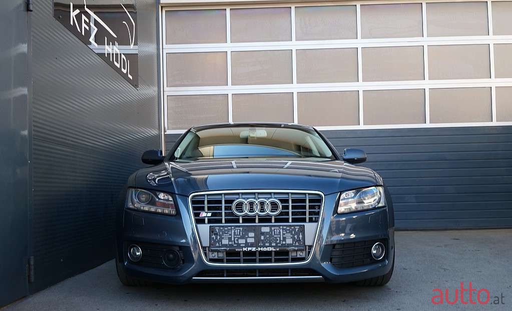 2010' Audi A5 photo #2
