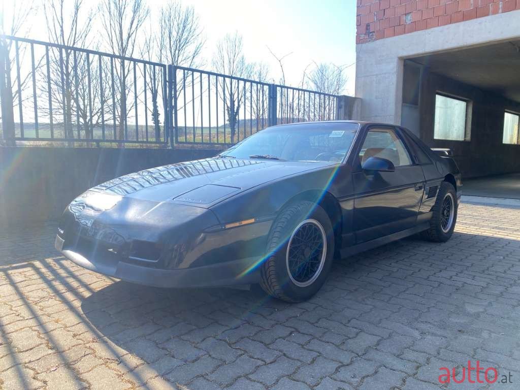 1986' Pontiac Fiero photo #1