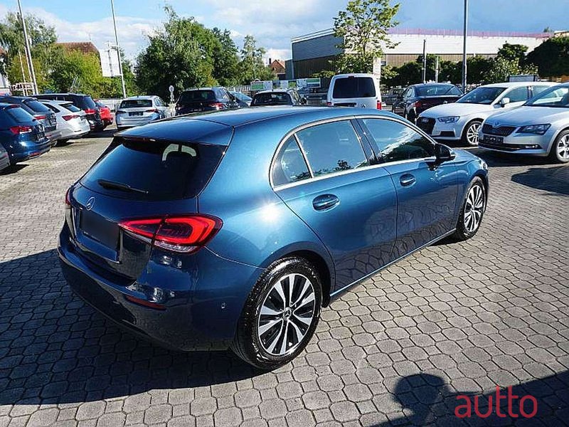 2020' Mercedes-Benz A-Klasse photo #4