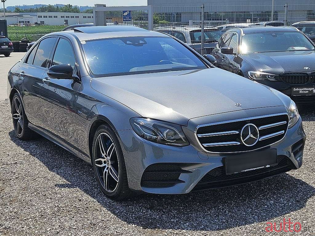 2017' Mercedes-Benz E-Klasse photo #3