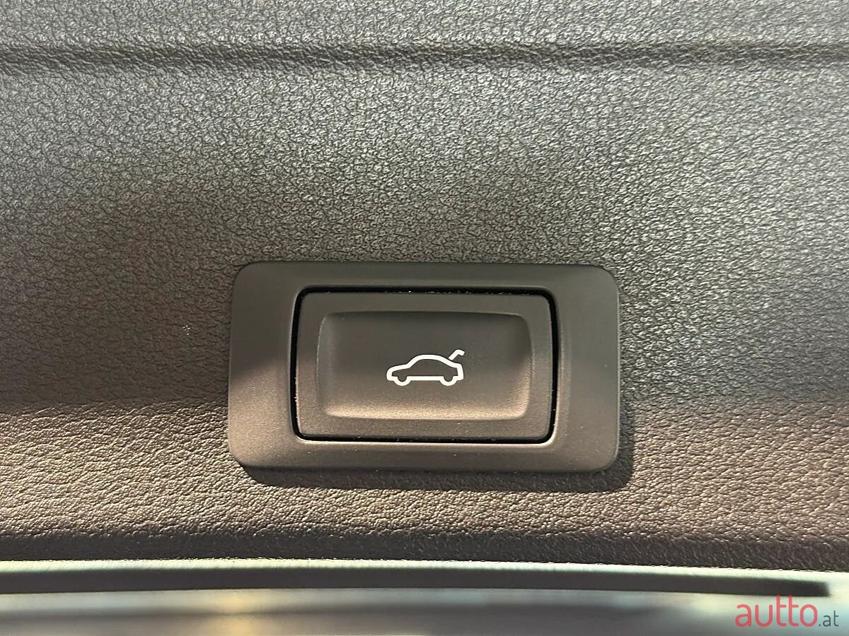 2020' Audi A4 photo #4