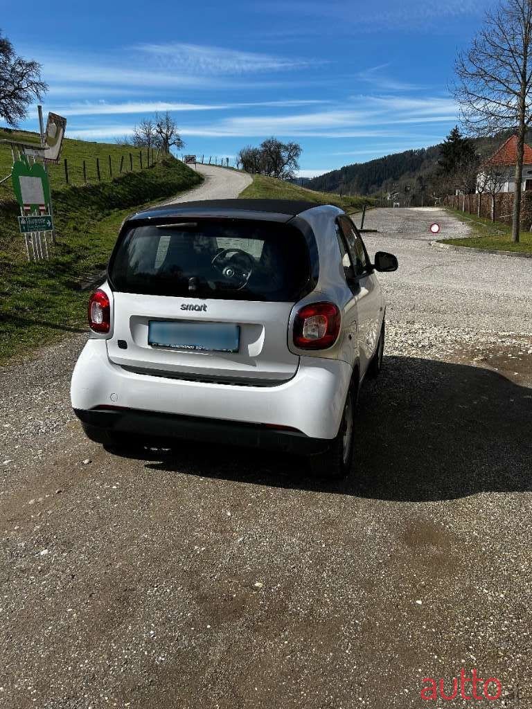 2021' Smart EQ Fortwo photo #4