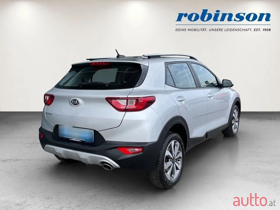 2020' Kia Stonic photo #3