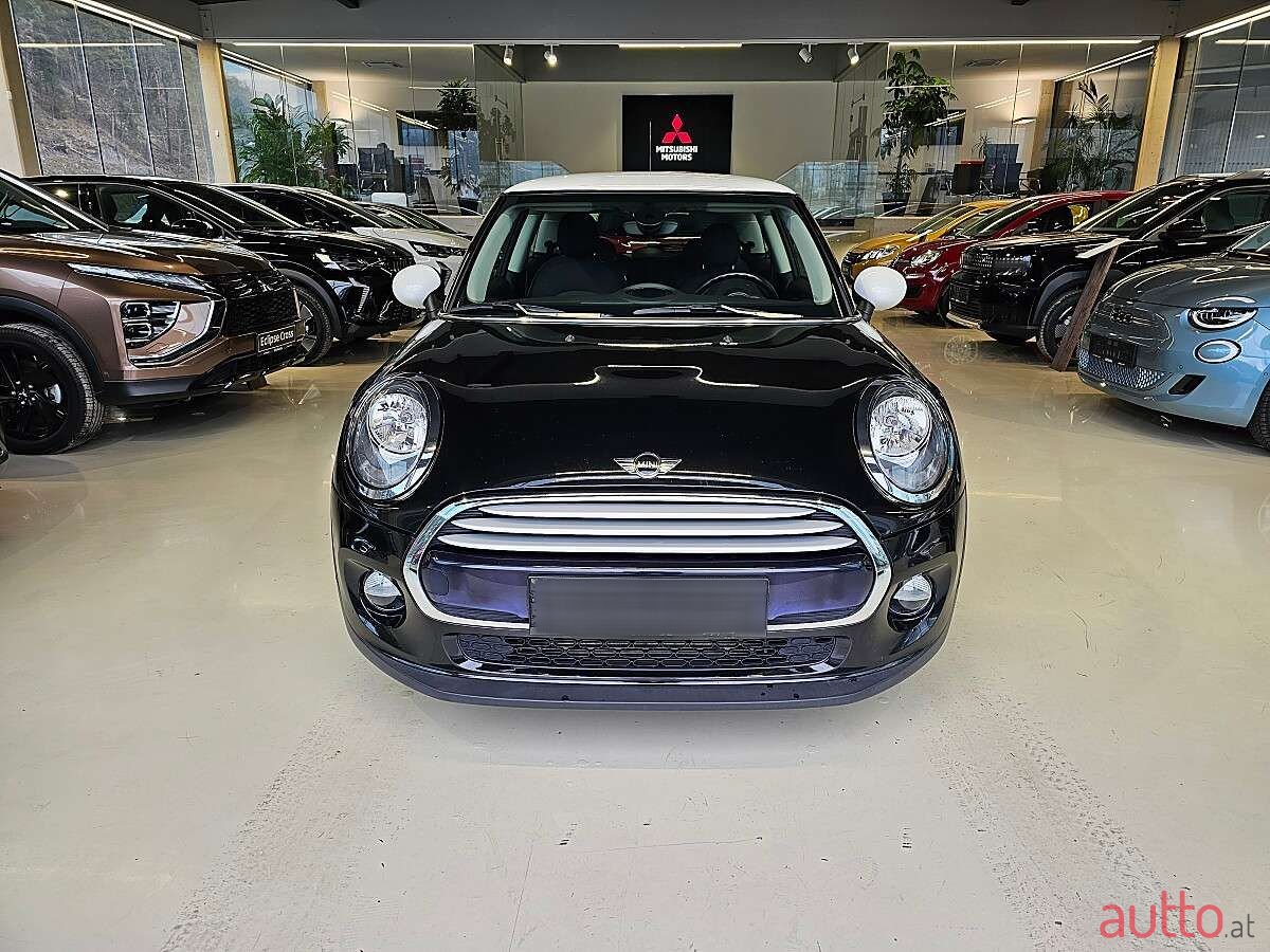 2015' MINI Cooper photo #3