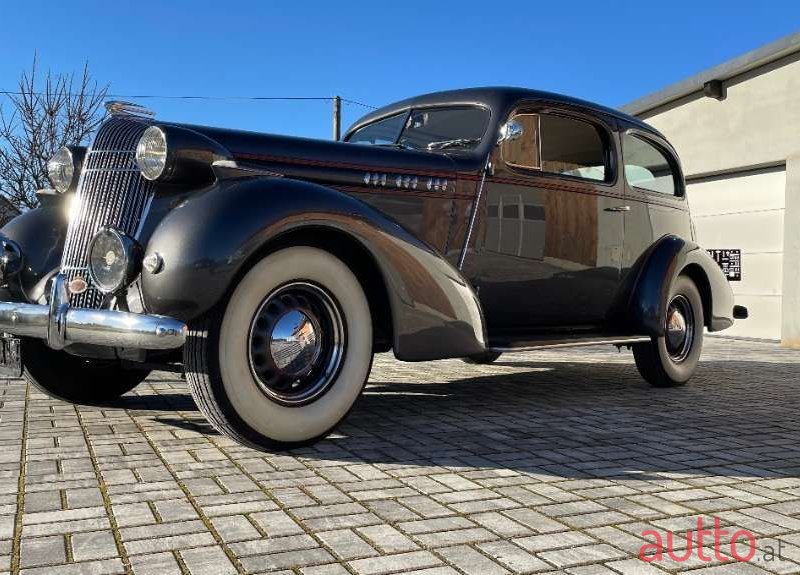 1936' Oldsmobile L36 photo #5