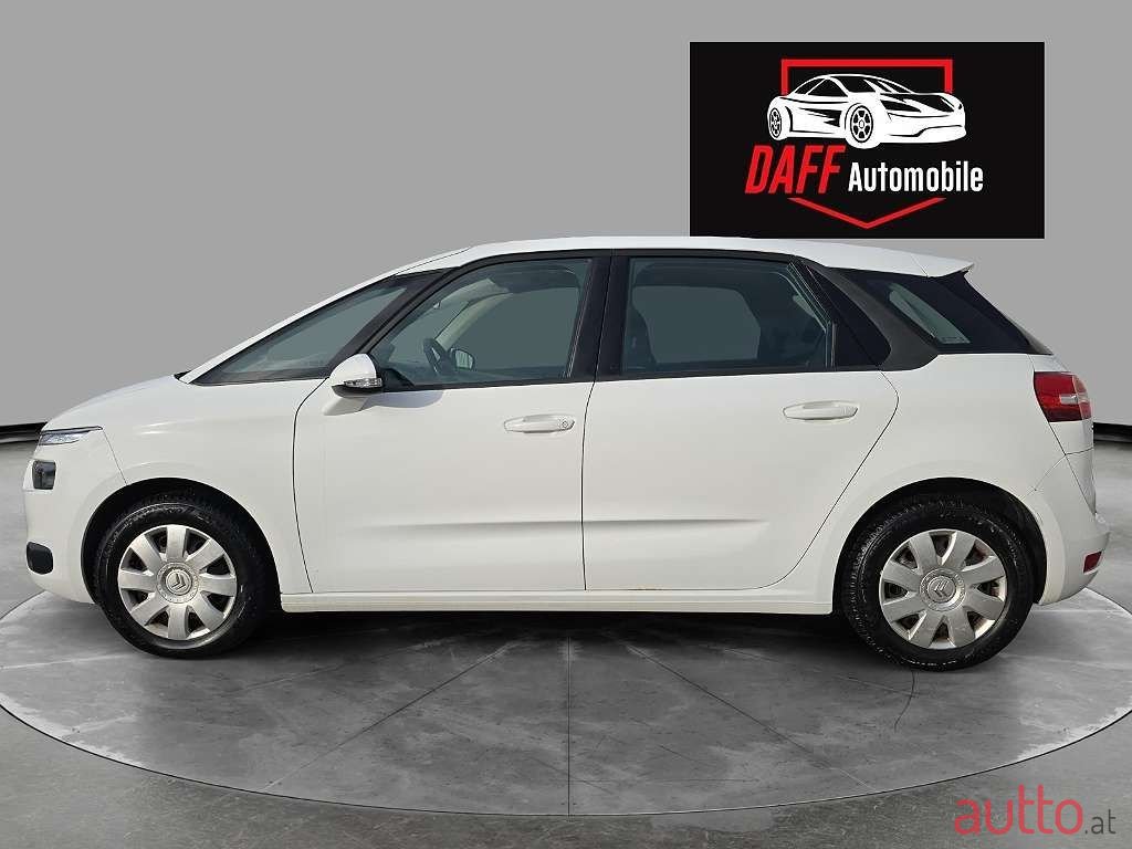 2014' Citroen C4 Picasso photo #5