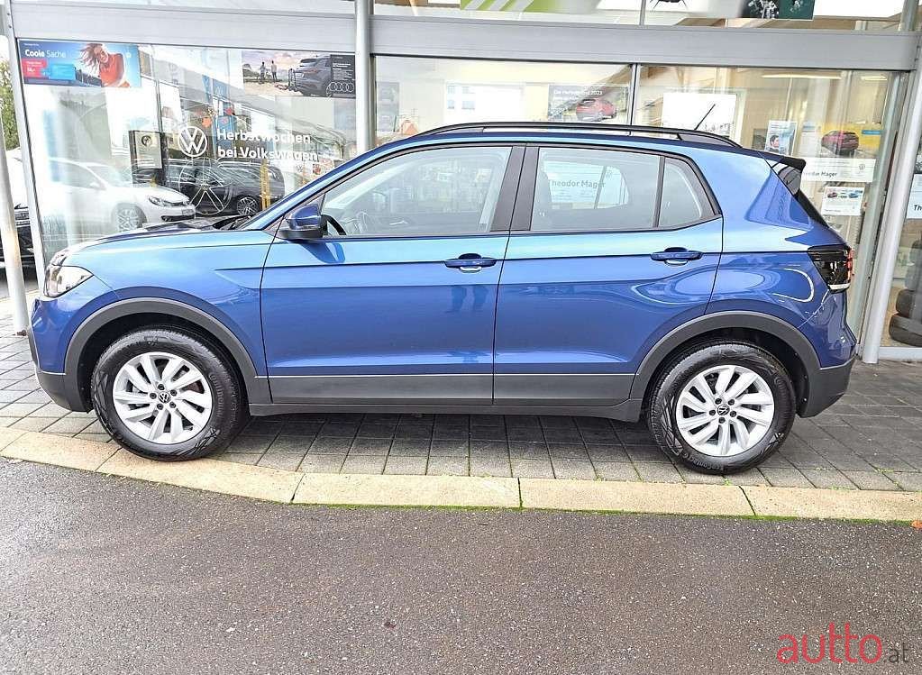 2022' Volkswagen T-Cross photo #2