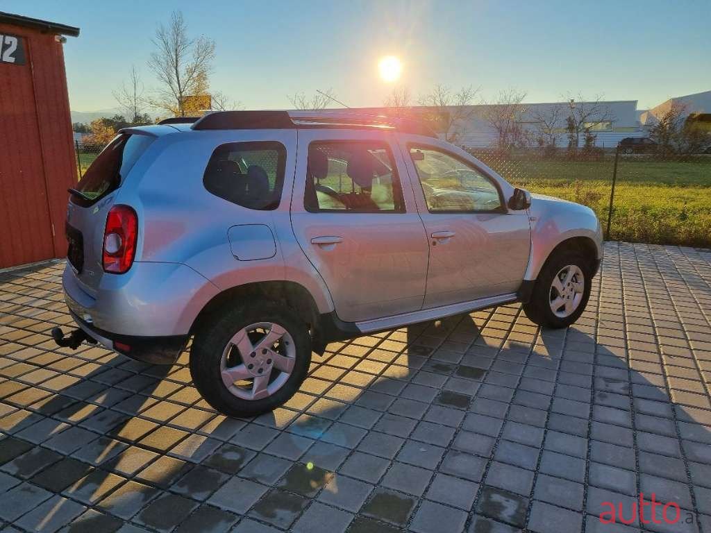 2010' Dacia Duster photo #5