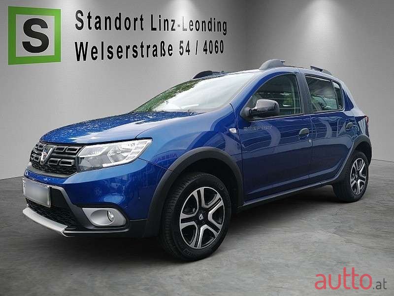 2020' Dacia Sandero photo #1