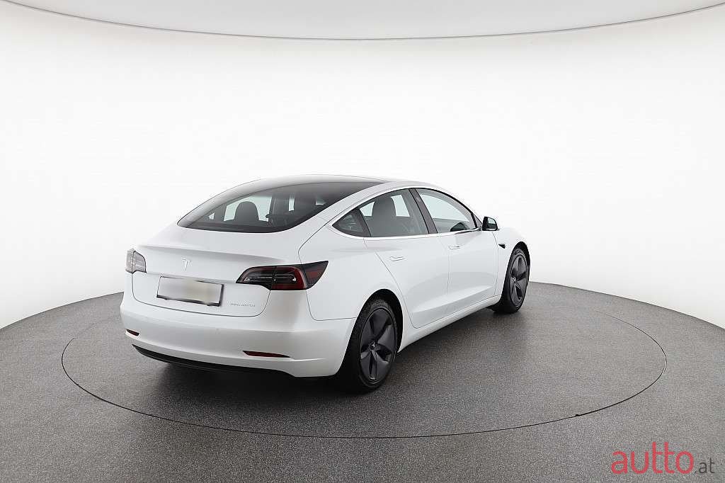 2019' Tesla Model 3 photo #5