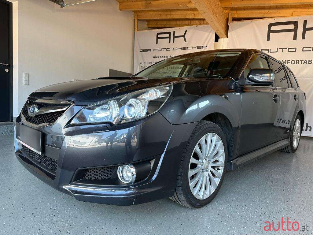 2012' Subaru Legacy photo #3