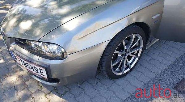 2005' Alfa Romeo 156 photo #2