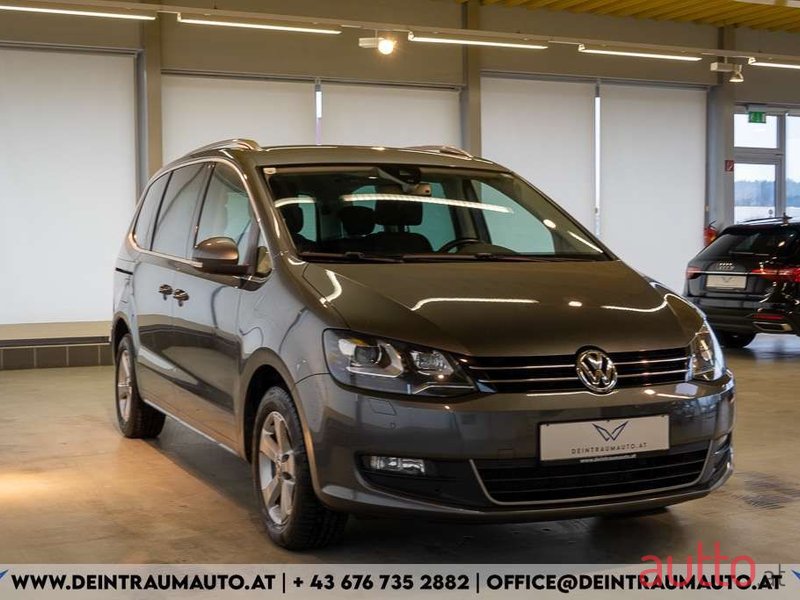 2015' Volkswagen Sharan photo #5