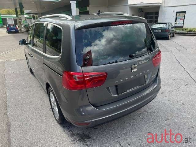 2015' SEAT Alhambra photo #5