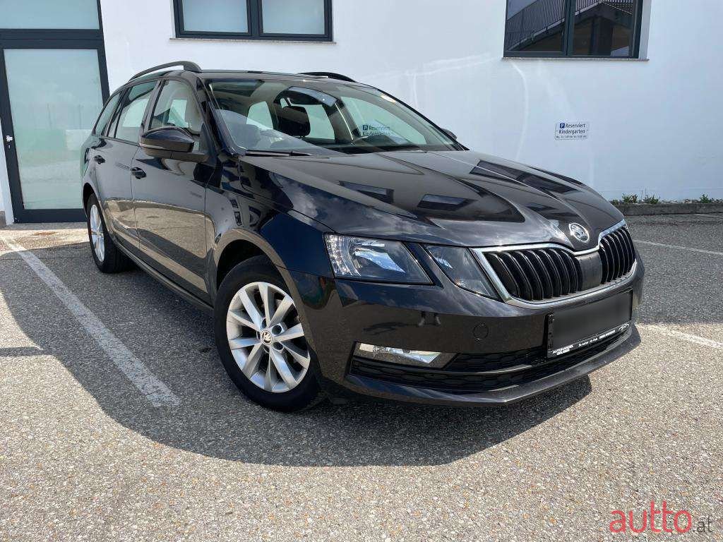 2018' Skoda Octavia photo #1
