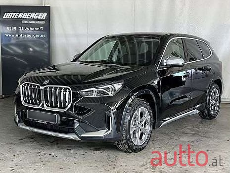 2023' BMW iX1 photo #1