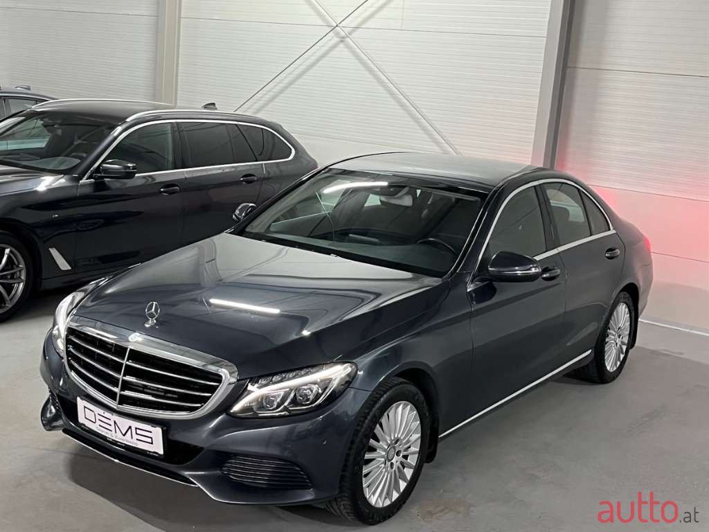 2015' Mercedes-Benz C-Klasse photo #3