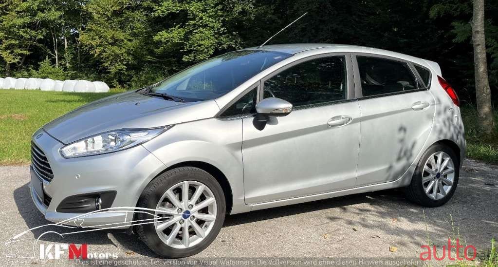 2017' Ford Fiesta photo #2