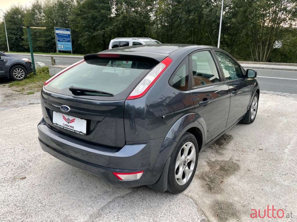 2009' Ford Focus photo #6