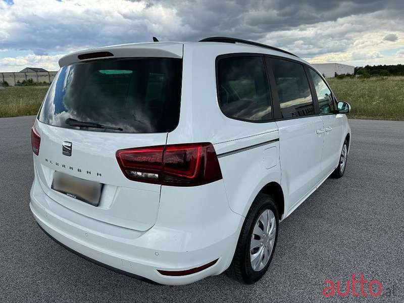 2020' SEAT Alhambra photo #4