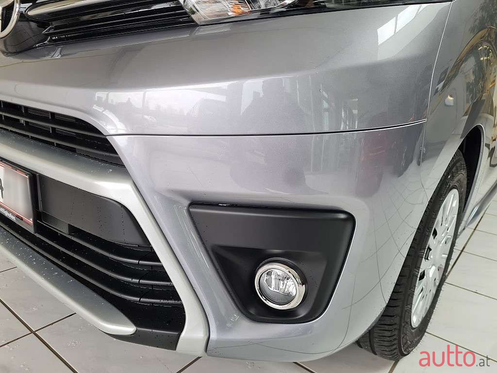 2023' Toyota ProAce photo #1