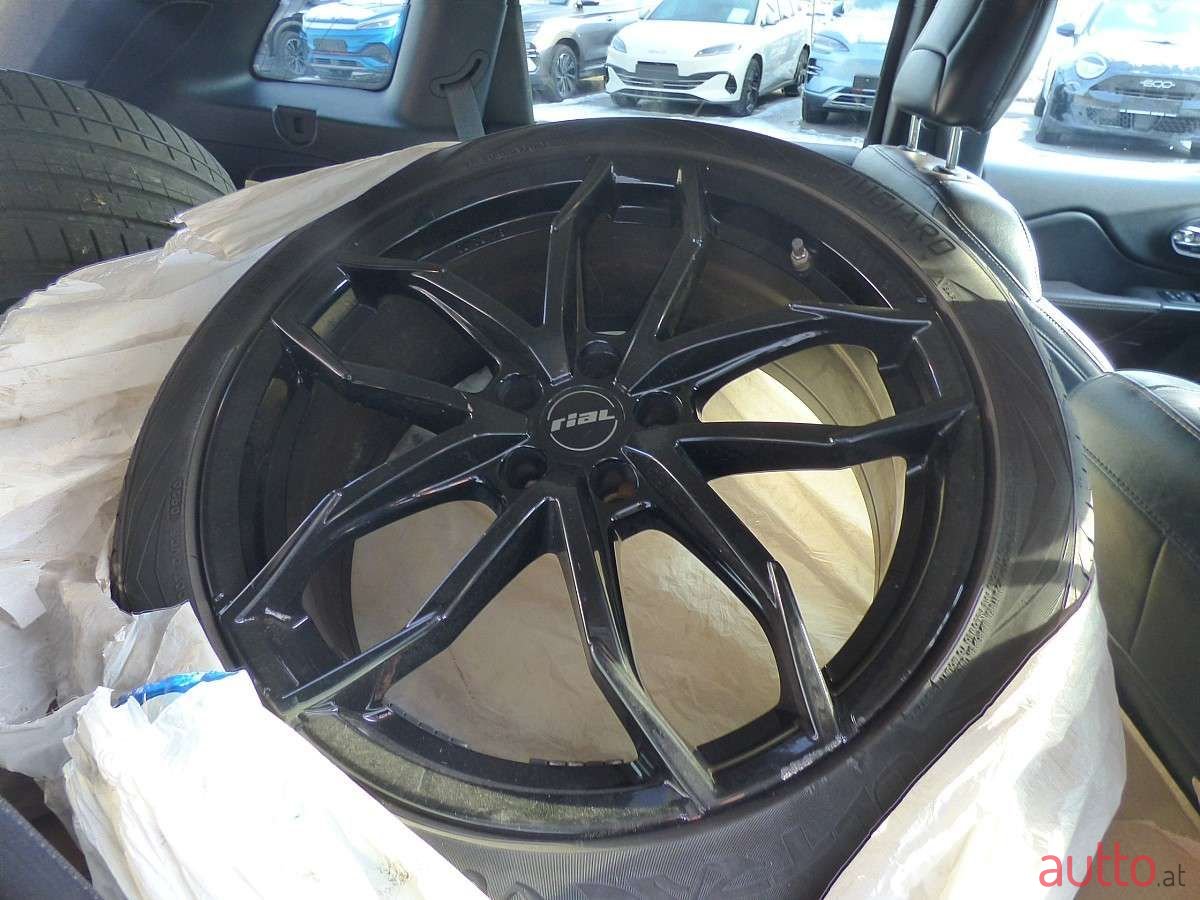 2016' Jeep Cherokee photo #6