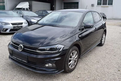 2020' Volkswagen Polo