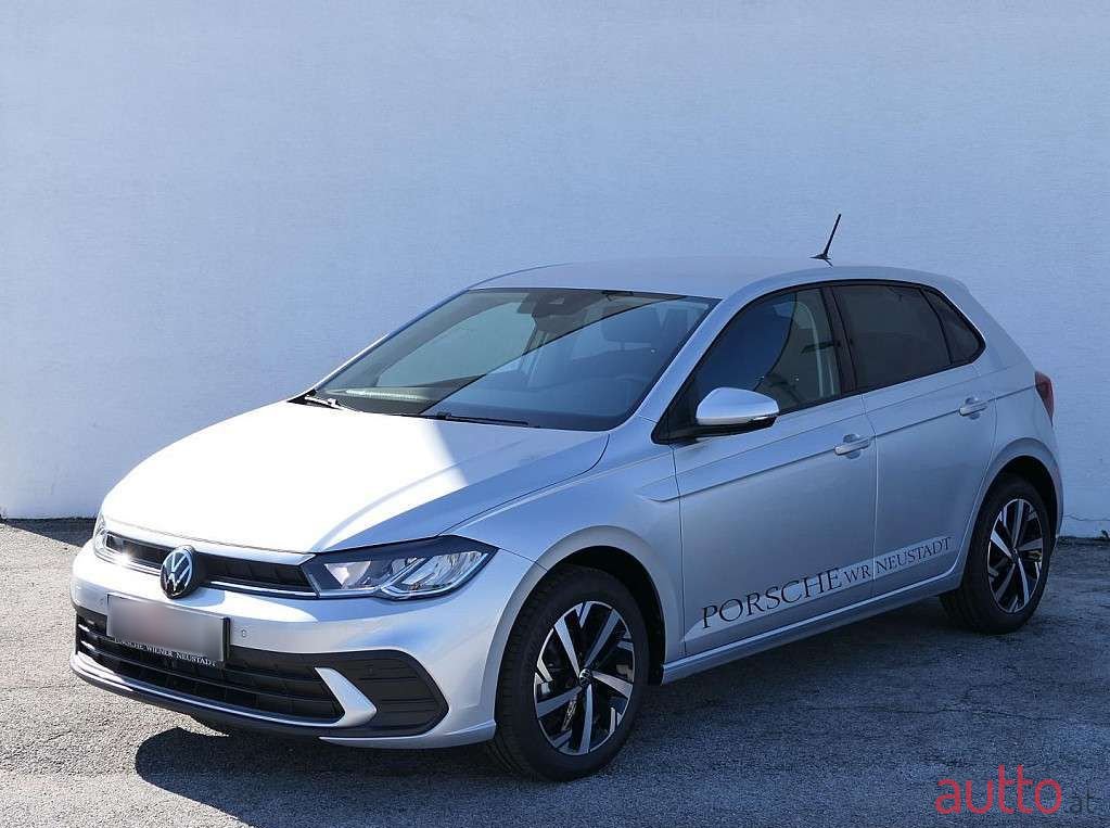 2023' Volkswagen Polo photo #1