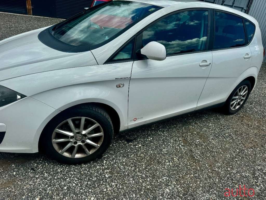 2013' SEAT Altea photo #2