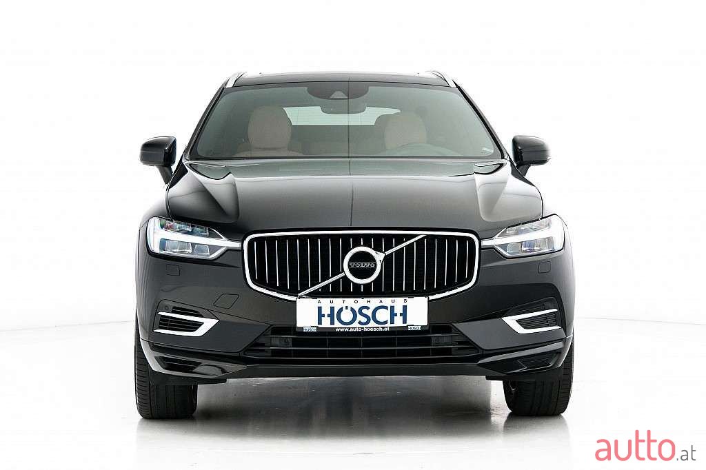 2019' Volvo XC60 photo #1