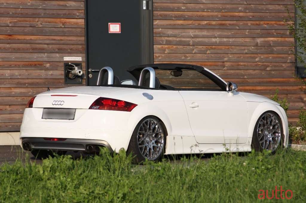 2010' Audi TT photo #6