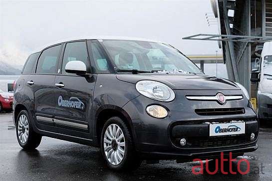 2016' Fiat 500L photo #3