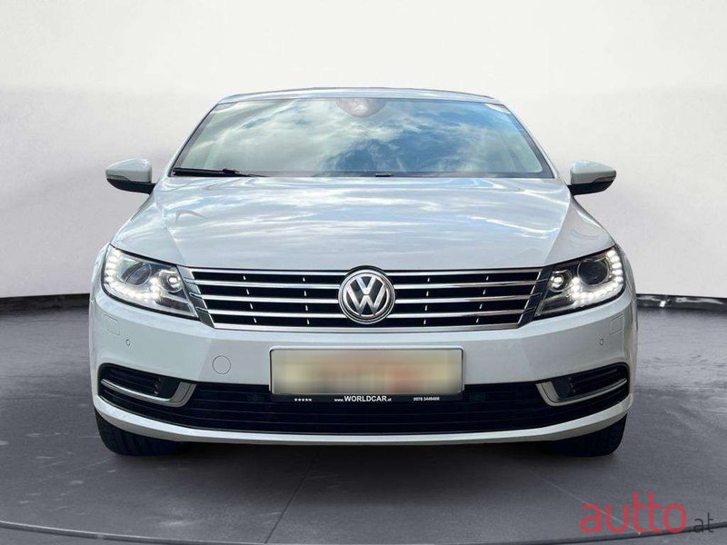 2015' Volkswagen photo #3