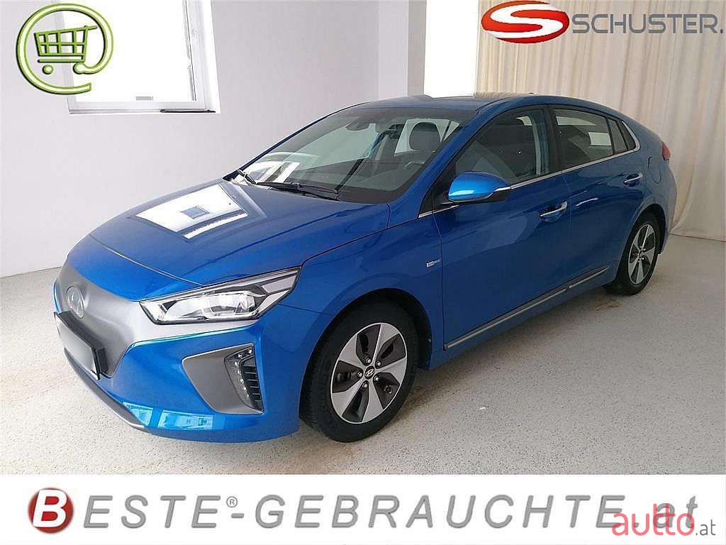 2018' Hyundai Ioniq photo #2
