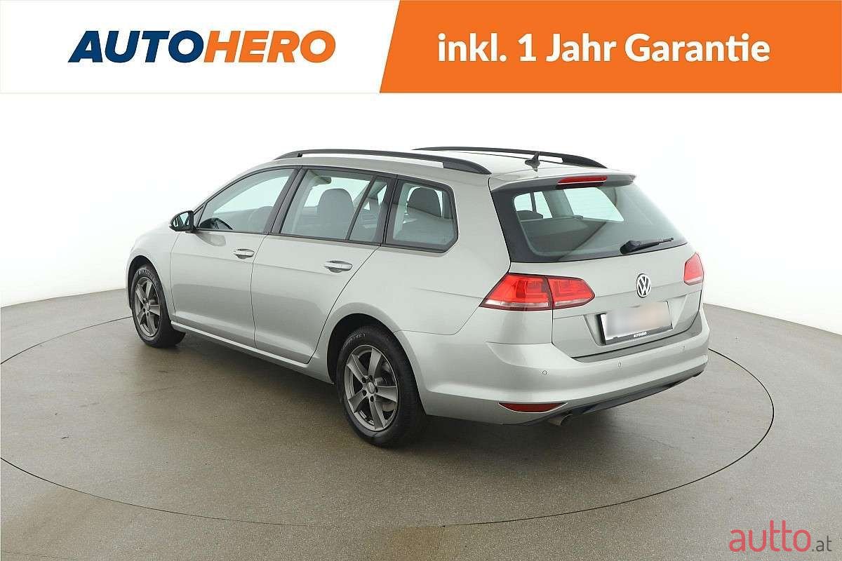 2015' Volkswagen Golf photo #3