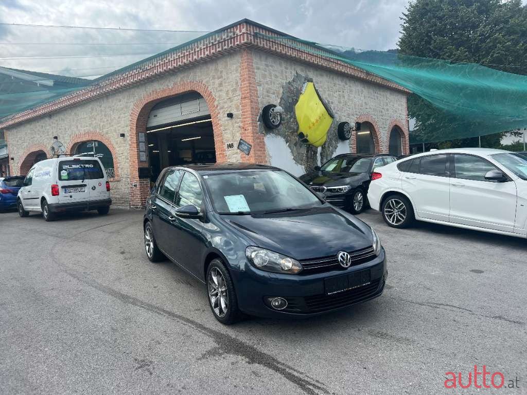 2012' Volkswagen Golf photo #1