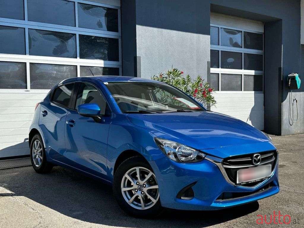 2019' Mazda Mazda2 photo #2
