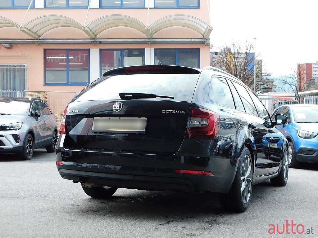 2019' Skoda Octavia photo #5