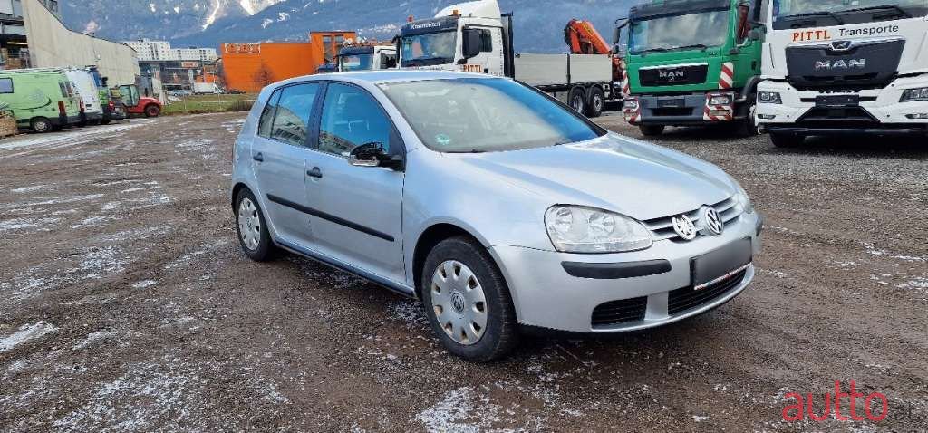 2006' Volkswagen Golf photo #4