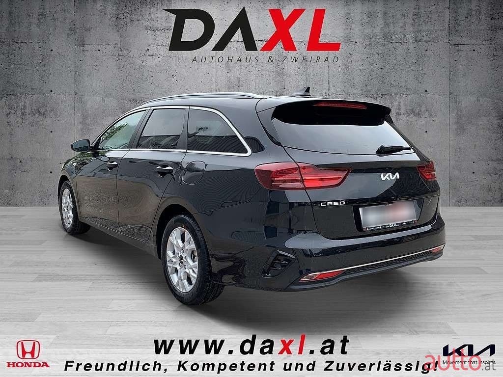 2023' Kia Ceed photo #4