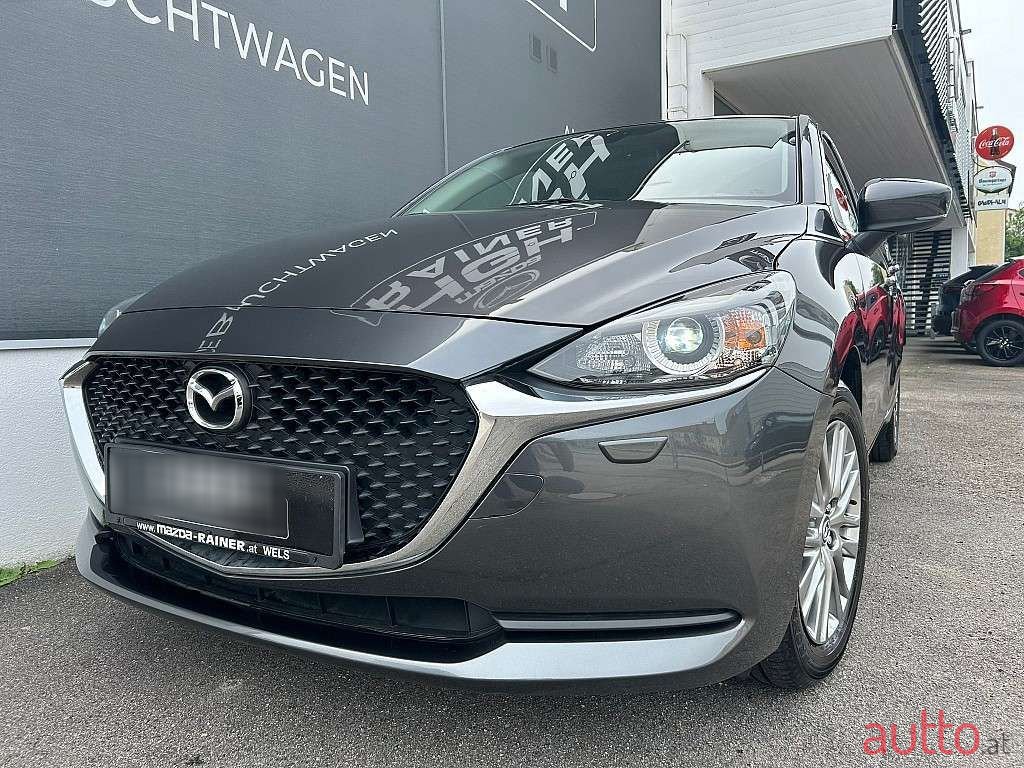 2021' Mazda Mazda2 photo #1