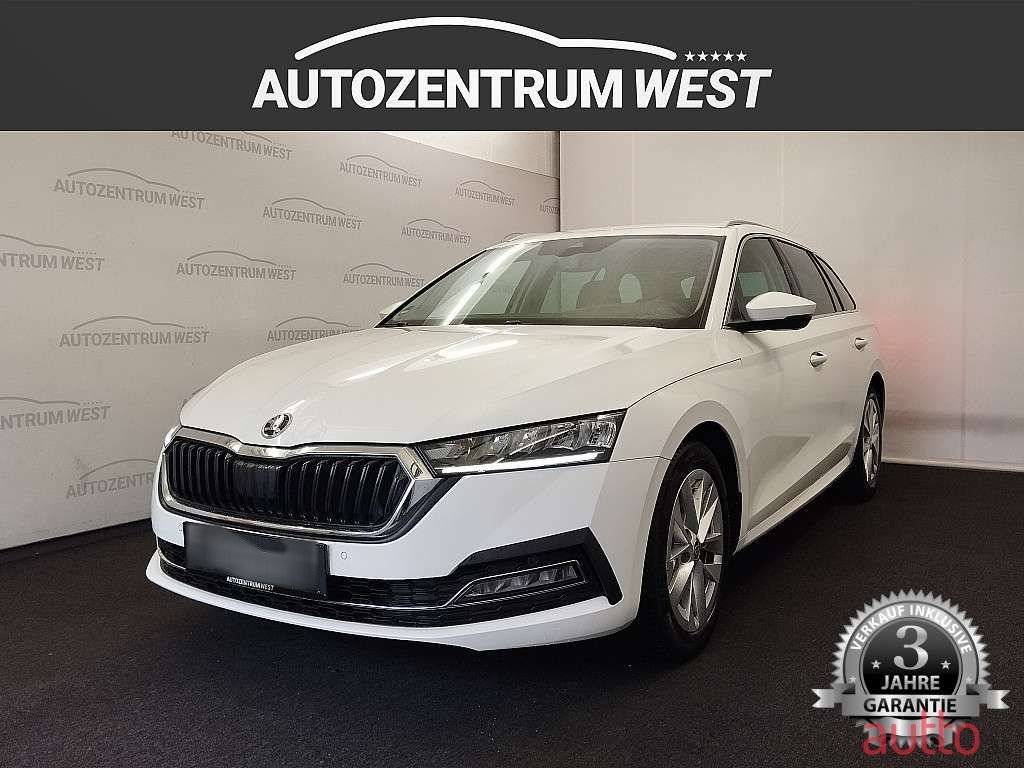 2022' Skoda Octavia photo #1